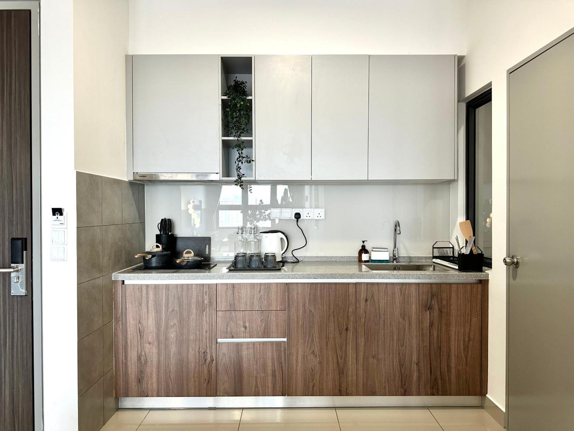 M Vertica, Sunway Velocity By Rverse